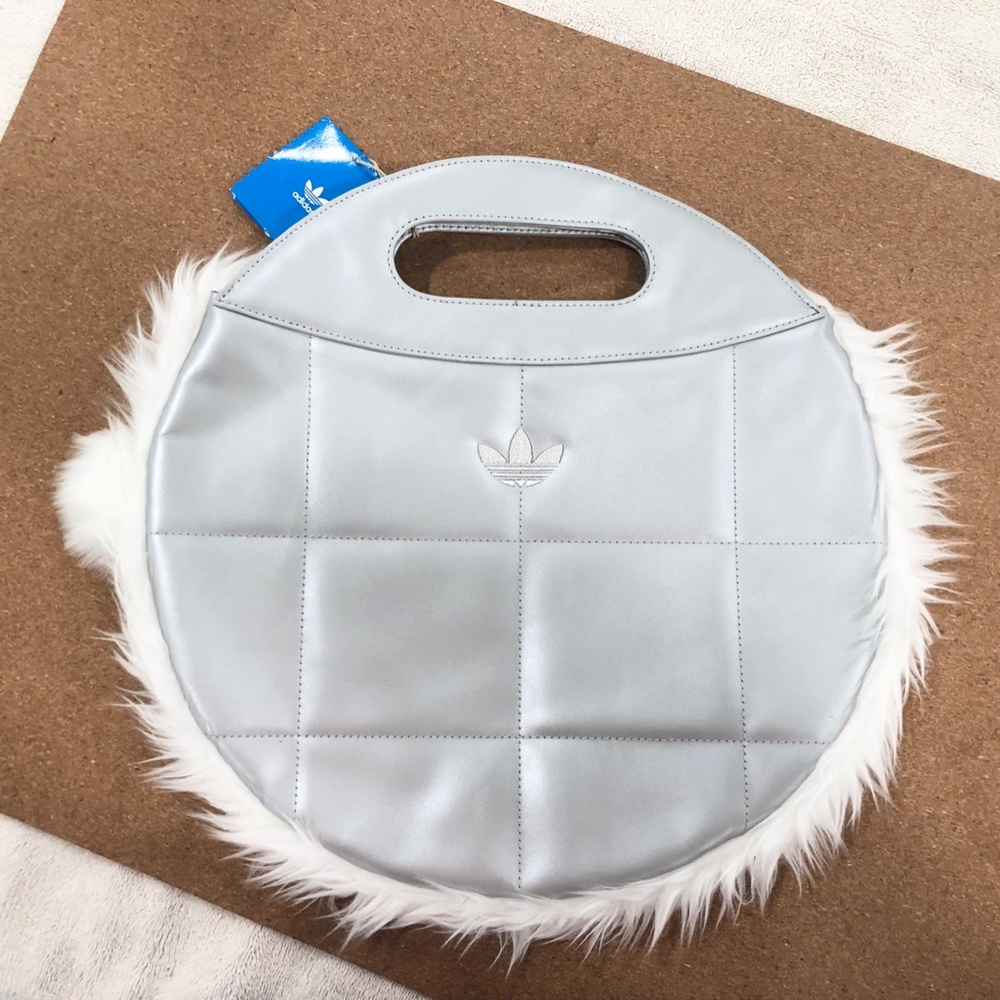 NWT Adidas Originals Carlo Gruber women’s silver purse handbag faux fur trim - Picture 2 of 6